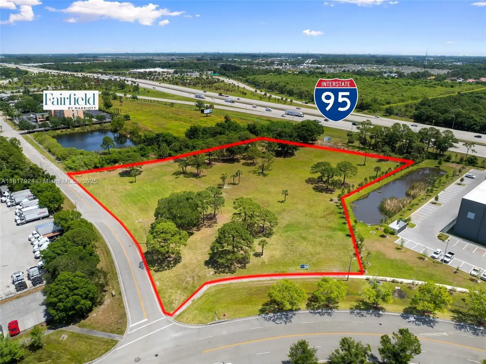 Crossroads Pkwy, Fort Pierce FL 34945 photo 2