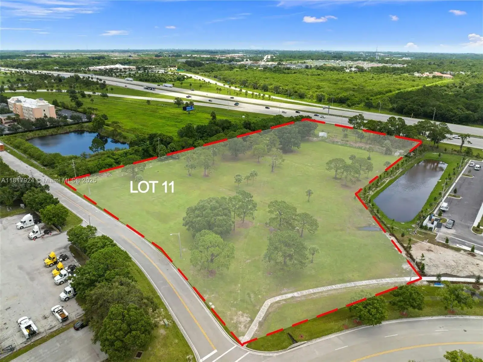 Crossroads Pkwy, Fort Pierce FL 34945 photo 5