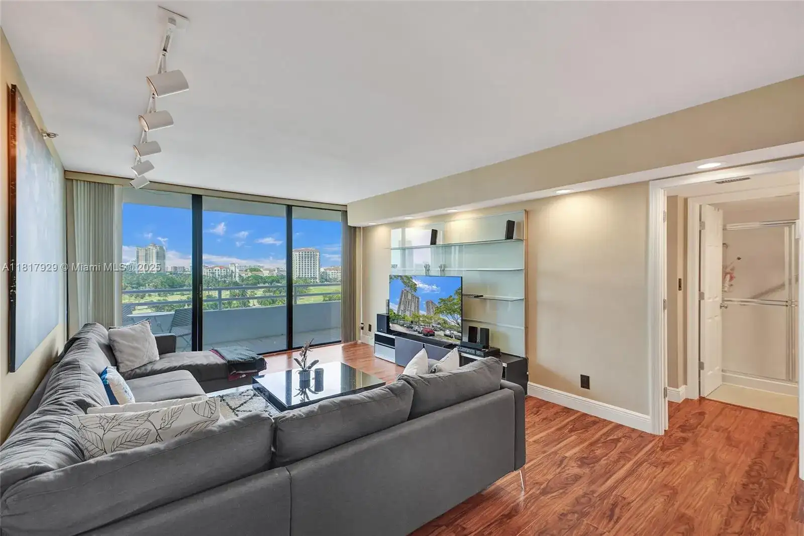 20225 NE 34th Ct # 1014, Aventura FL 33180 photo 4
