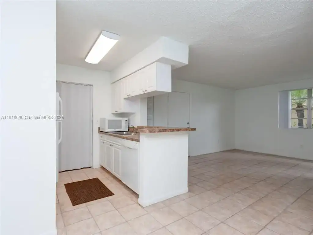 1235 SW 46th Ave # 707, Pompano Beach FL 33069 photo 5