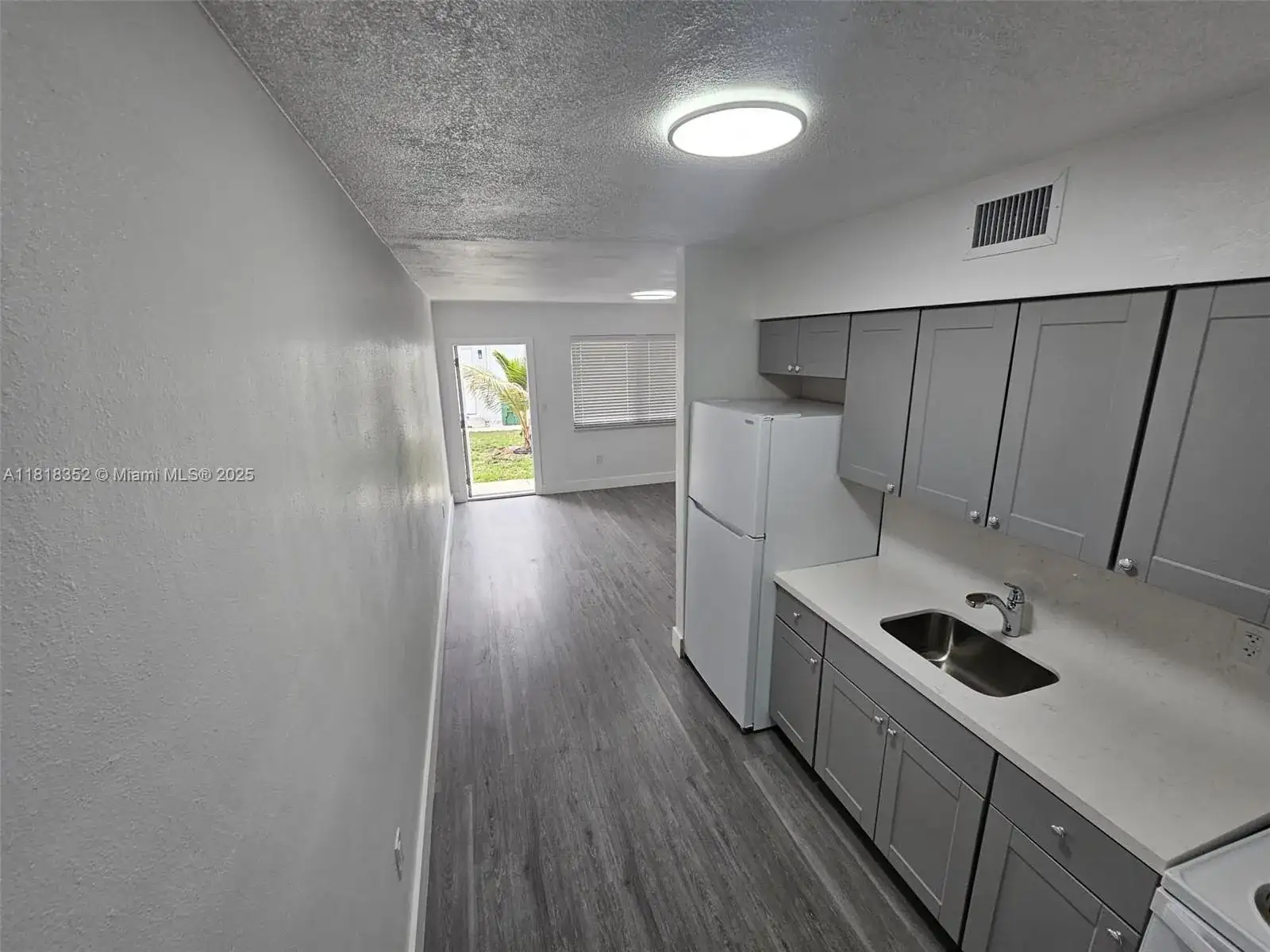 1020 Opa Locka Blvd # 2, Opa-Locka FL 33054 photo 5
