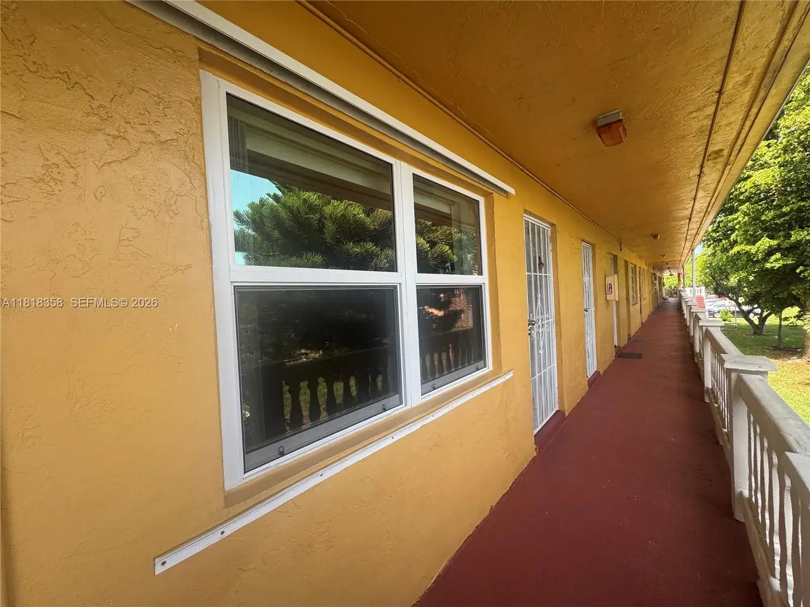 115 NE 202nd Ter # M25, Miami Gardens FL 33179 photo 5
