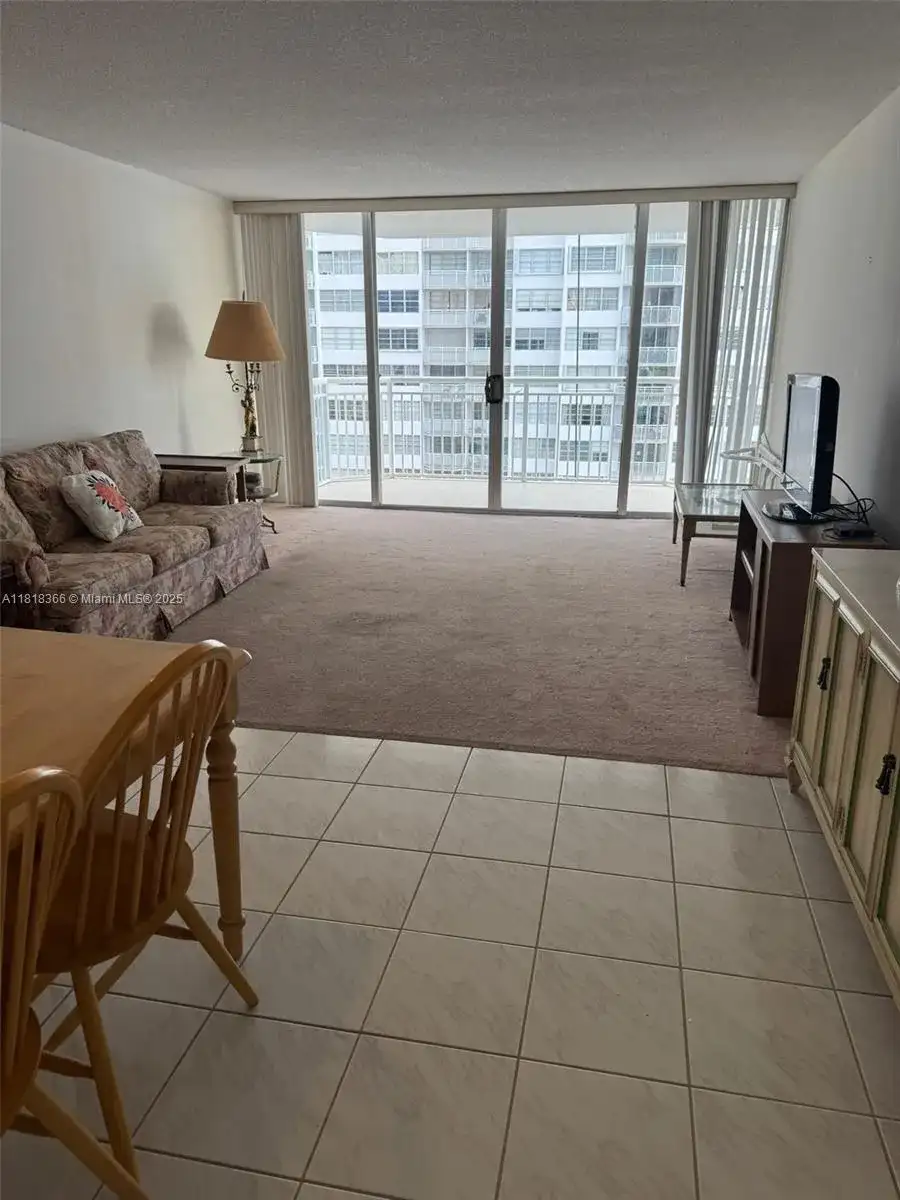 18051 BISCAYNE BLVD # 803, Aventura FL 33161 photo 4