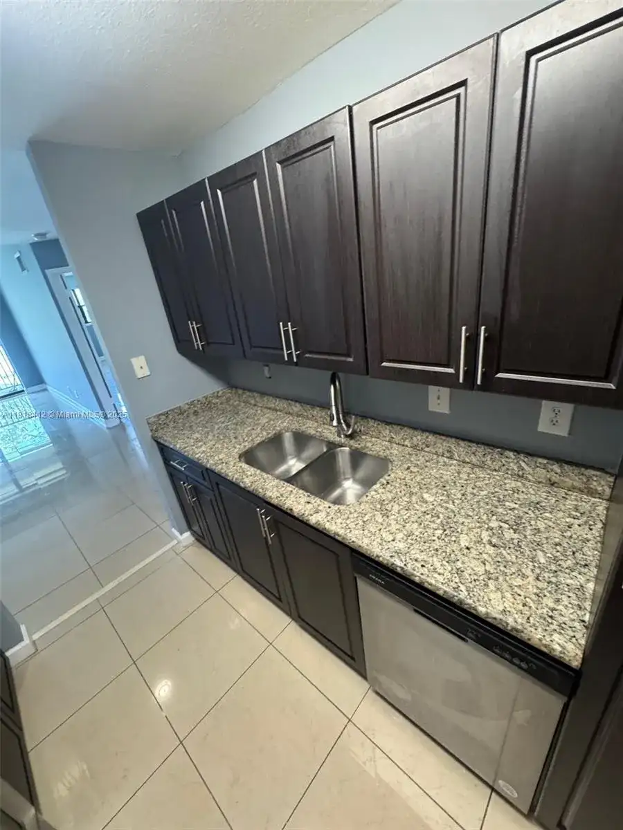 8787 NW 39th St # 8787, Sunrise FL 33351 photo 4