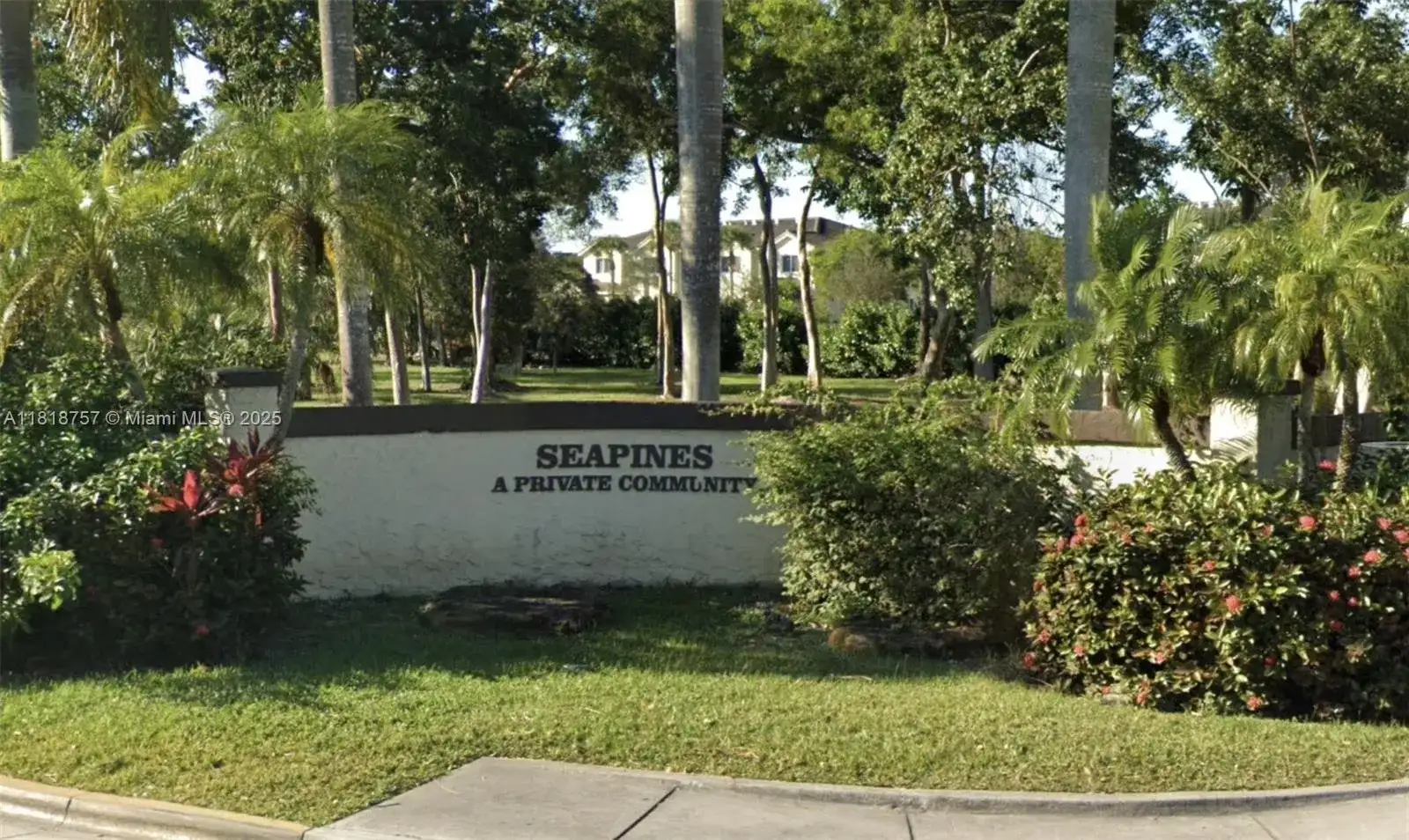 28133 SW 142nd Ct, Homestead FL 33033 photo 2