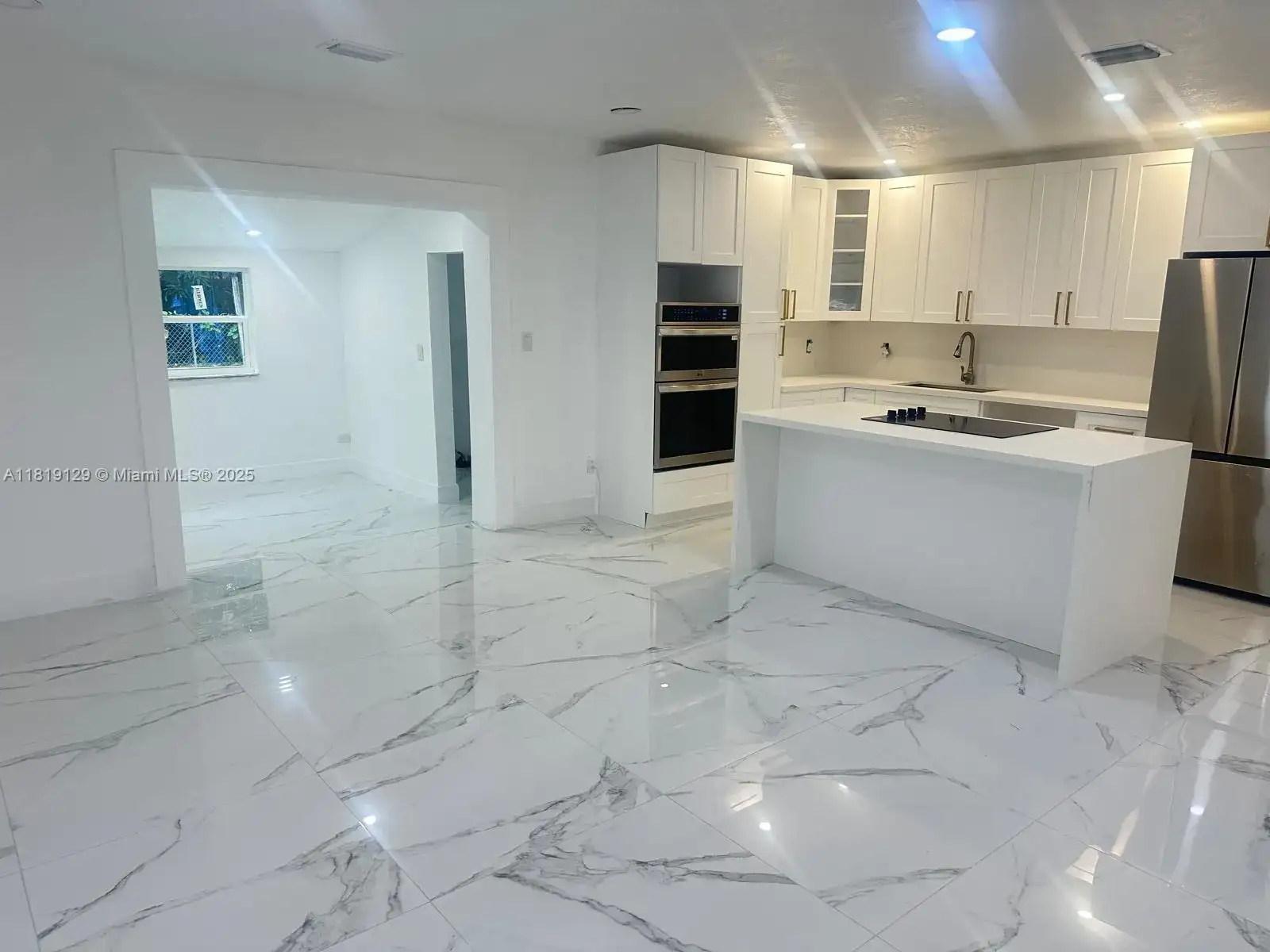 1325 NE 203rd St, Miami FL 33179 photo 3