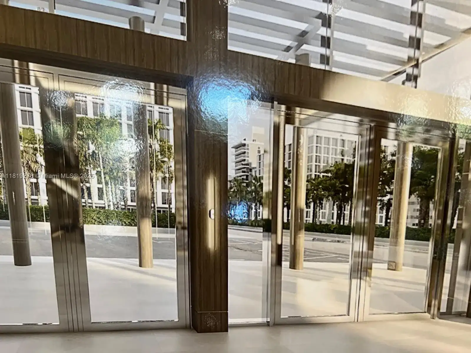 10185 Collins Ave # 609, Bal Harbour FL 33154 photo 2