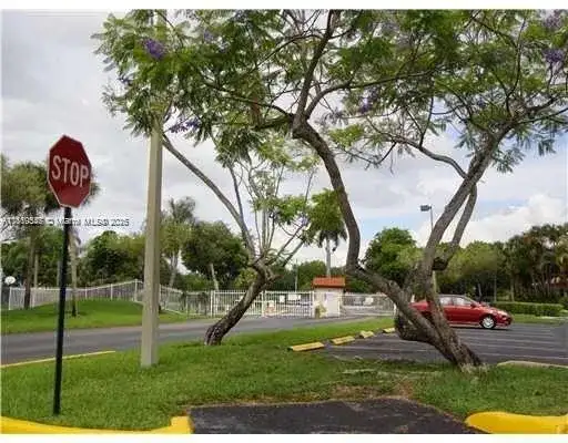 10845 SW 112th Ave # 210, Miami FL 33176 photo 2