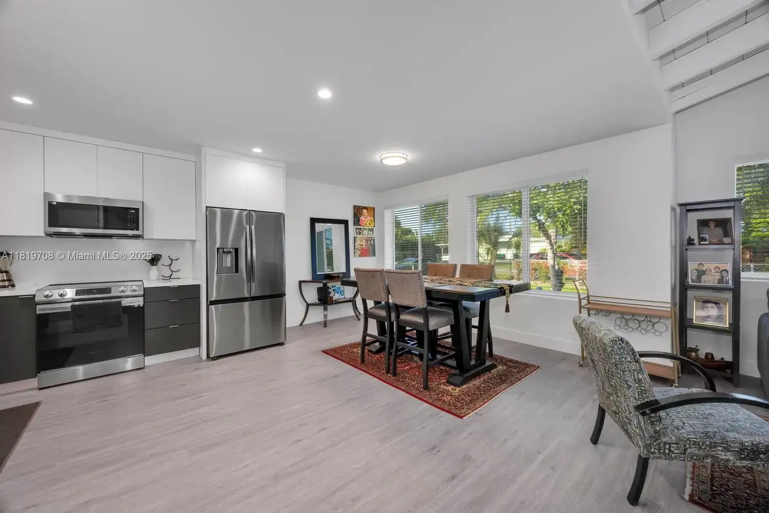 6700 SW 62nd Ct, South Miami FL 33143 photo 4