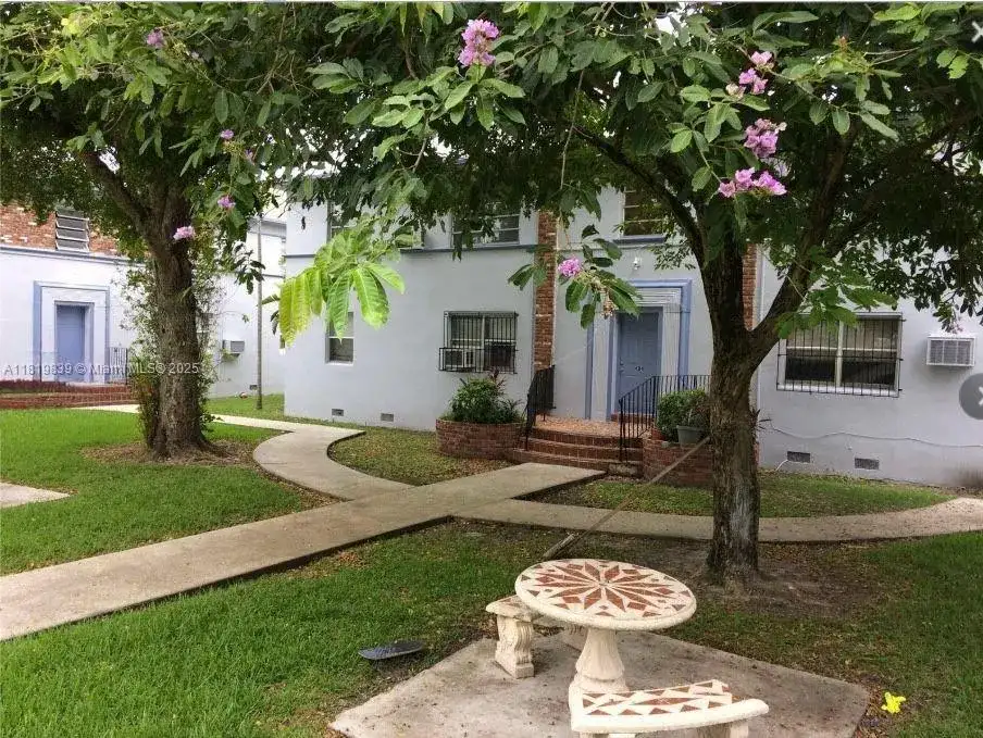 424 NE 82nd St # 4C, Miami FL 33138 photo 2
