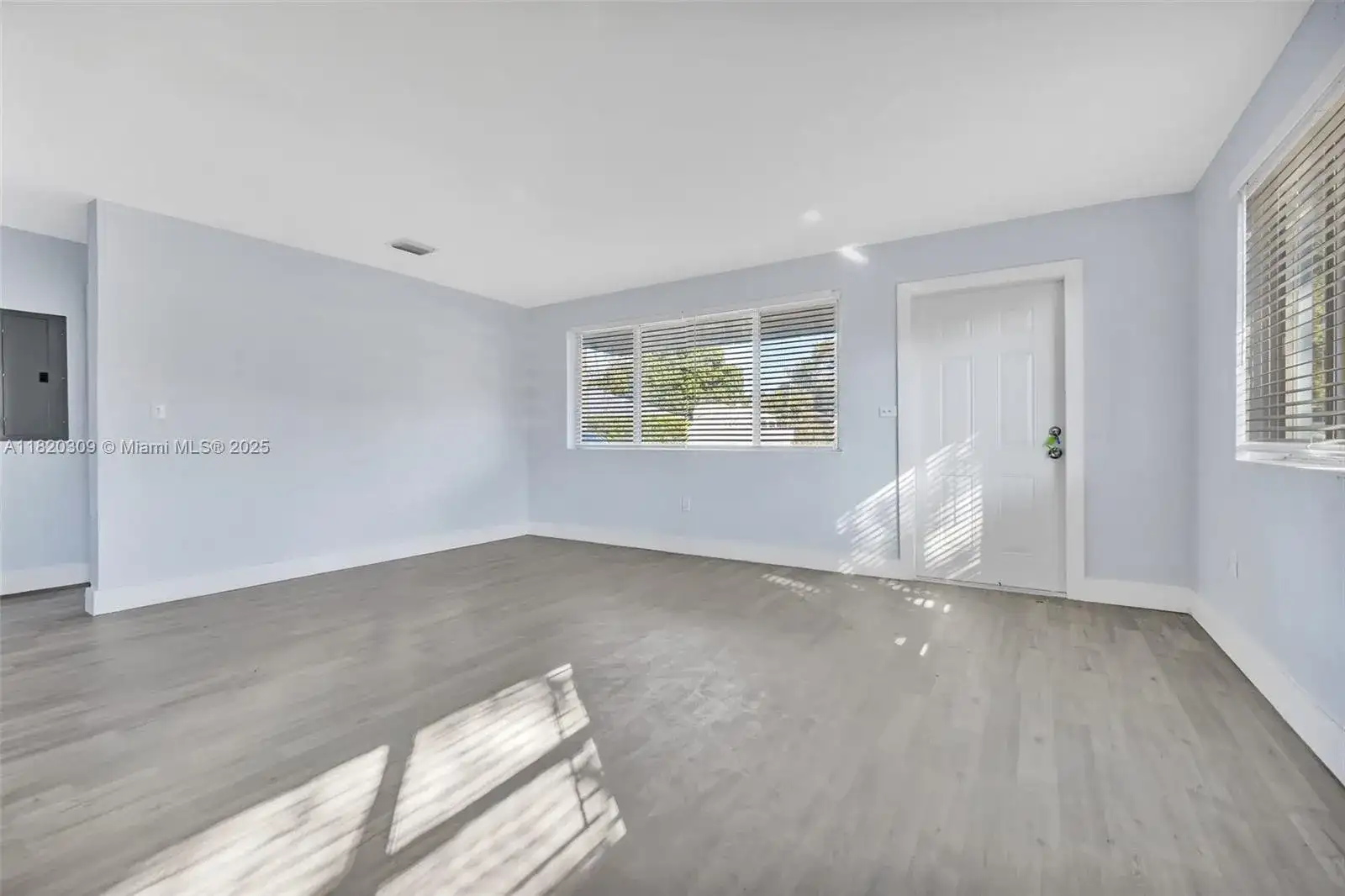 8180 NW 13th Ave, Miami FL 33147 photo 5