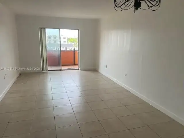 295 NW 72nd Ave # 412, Miami FL 33126 photo 3