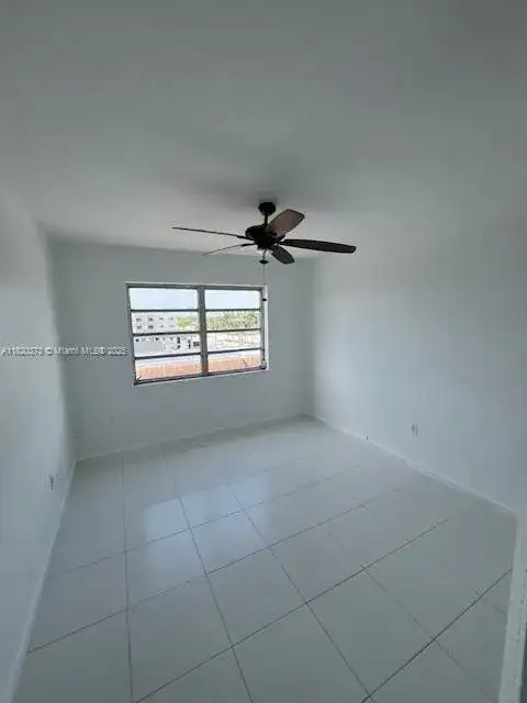 295 NW 72nd Ave # 412, Miami FL 33126 photo 4
