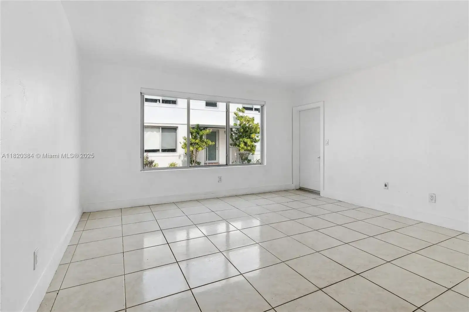 732 82nd St, Miami Beach FL 33141 photo 3