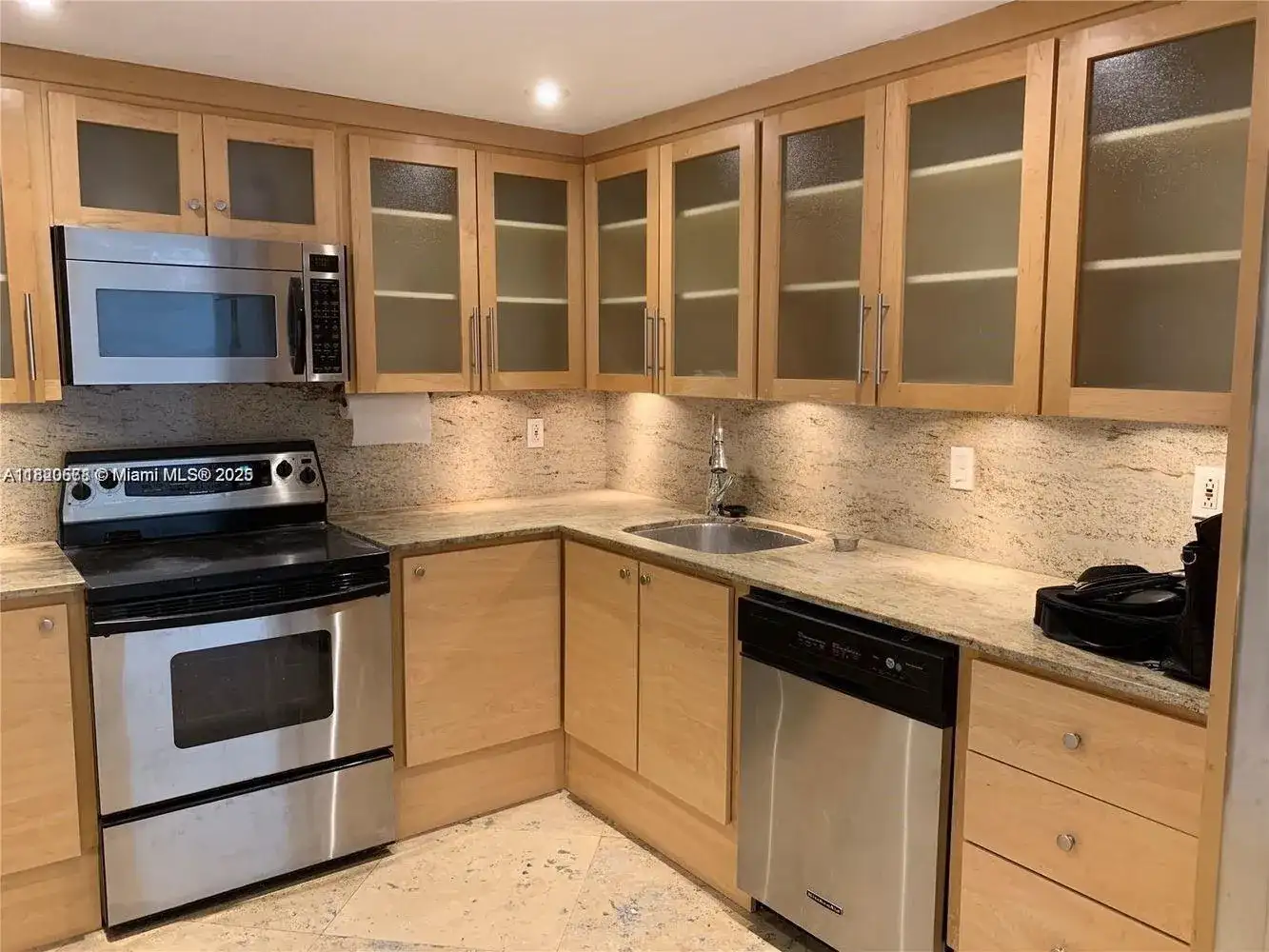 780 NE 69th St # 1507, Miami FL 33138 photo 4