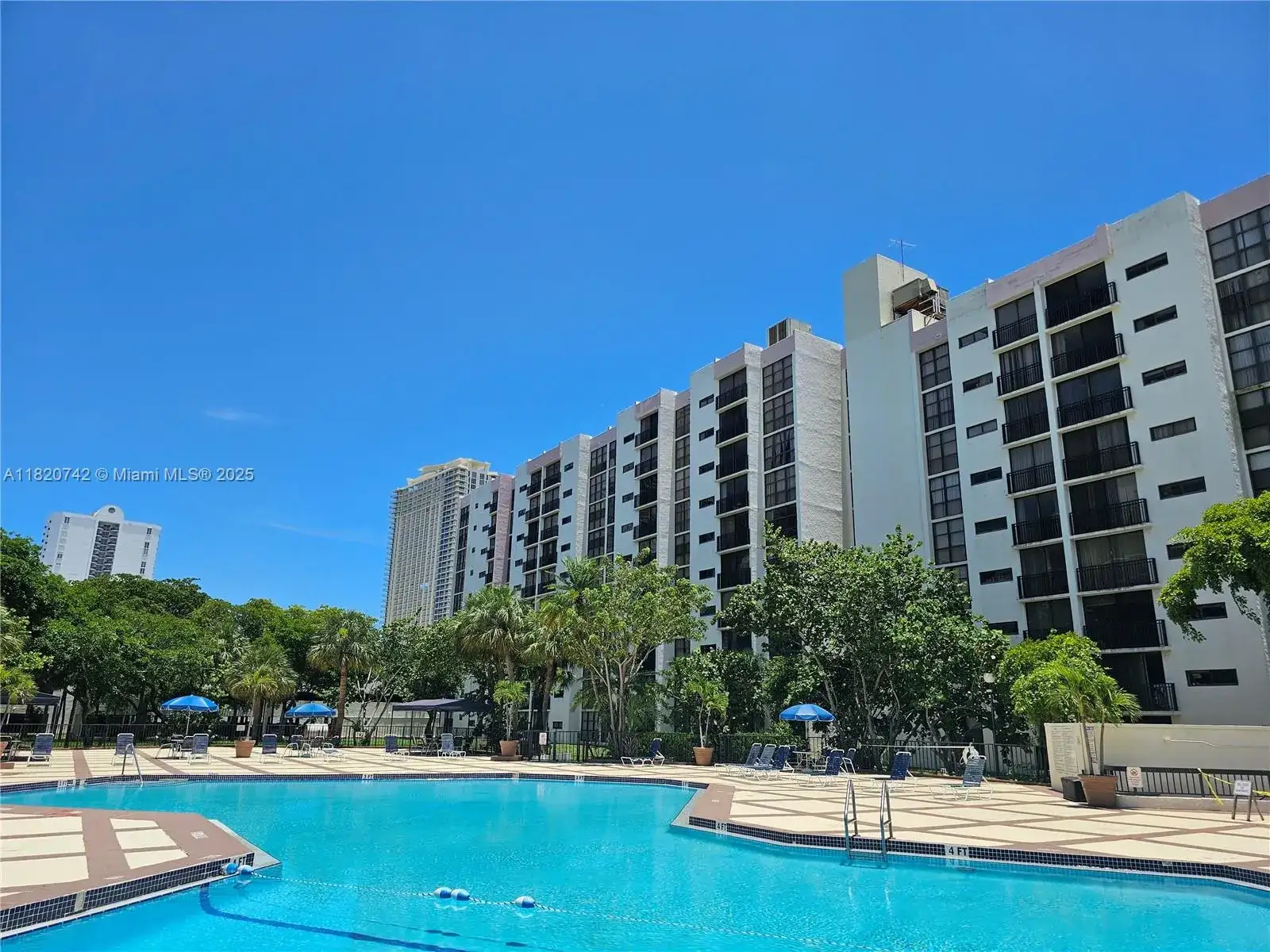 17011 N Bay Rd # 308, Sunny Isles Beach FL 33160 photo 2