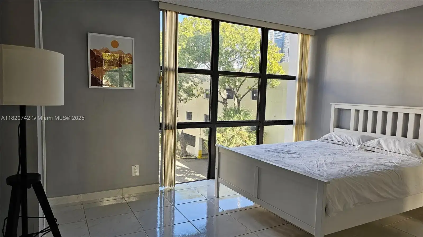 17011 N Bay Rd # 308, Sunny Isles Beach FL 33160 photo 4