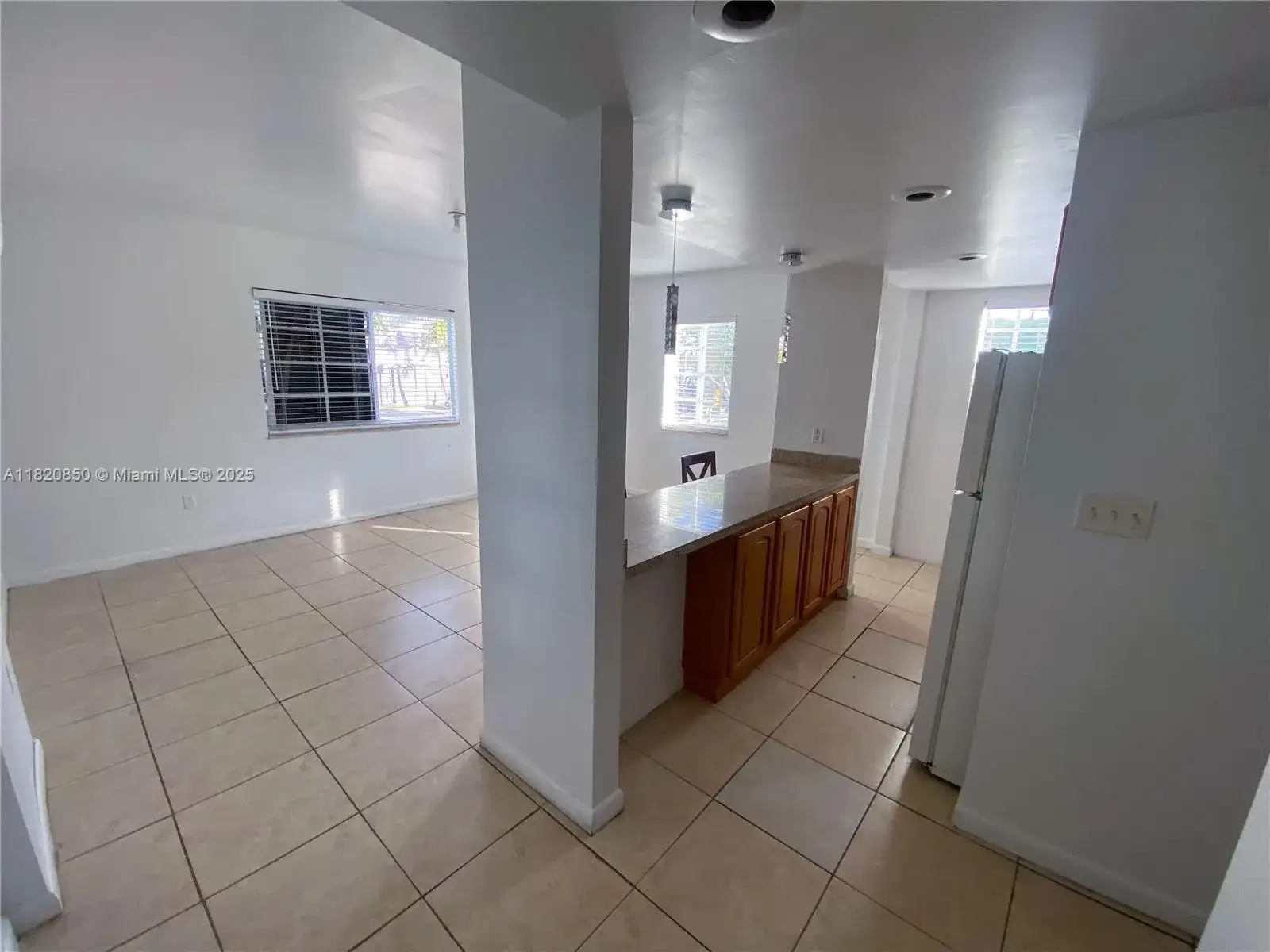 7130 Rue Versailles # 11, Miami Beach FL 33141 photo 5
