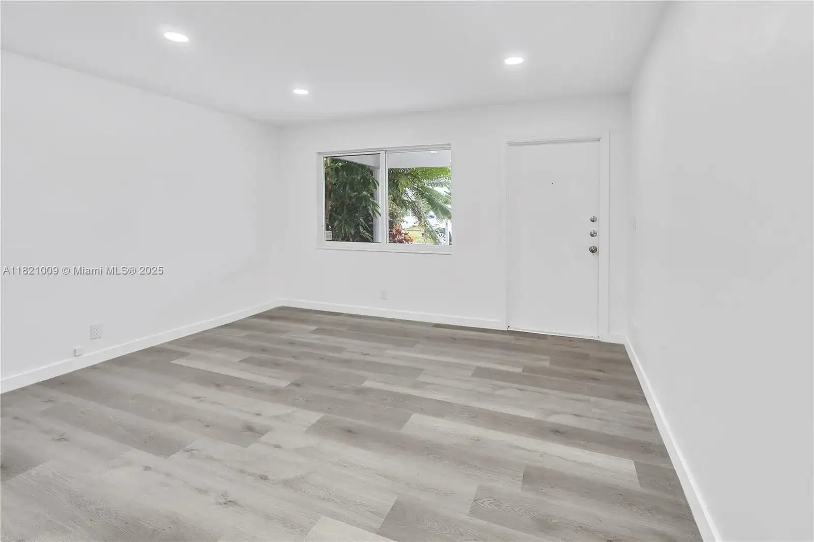 6675 NW 15th St, Margate FL 33063 photo 4