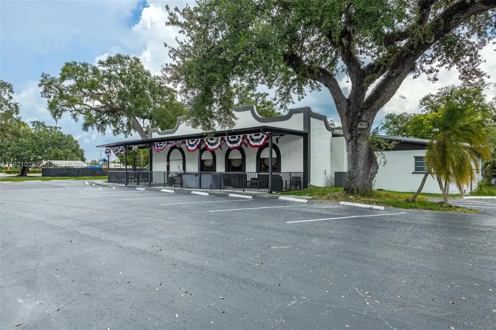 93 S Hall ST, La Belle FL 33935 photo 2
