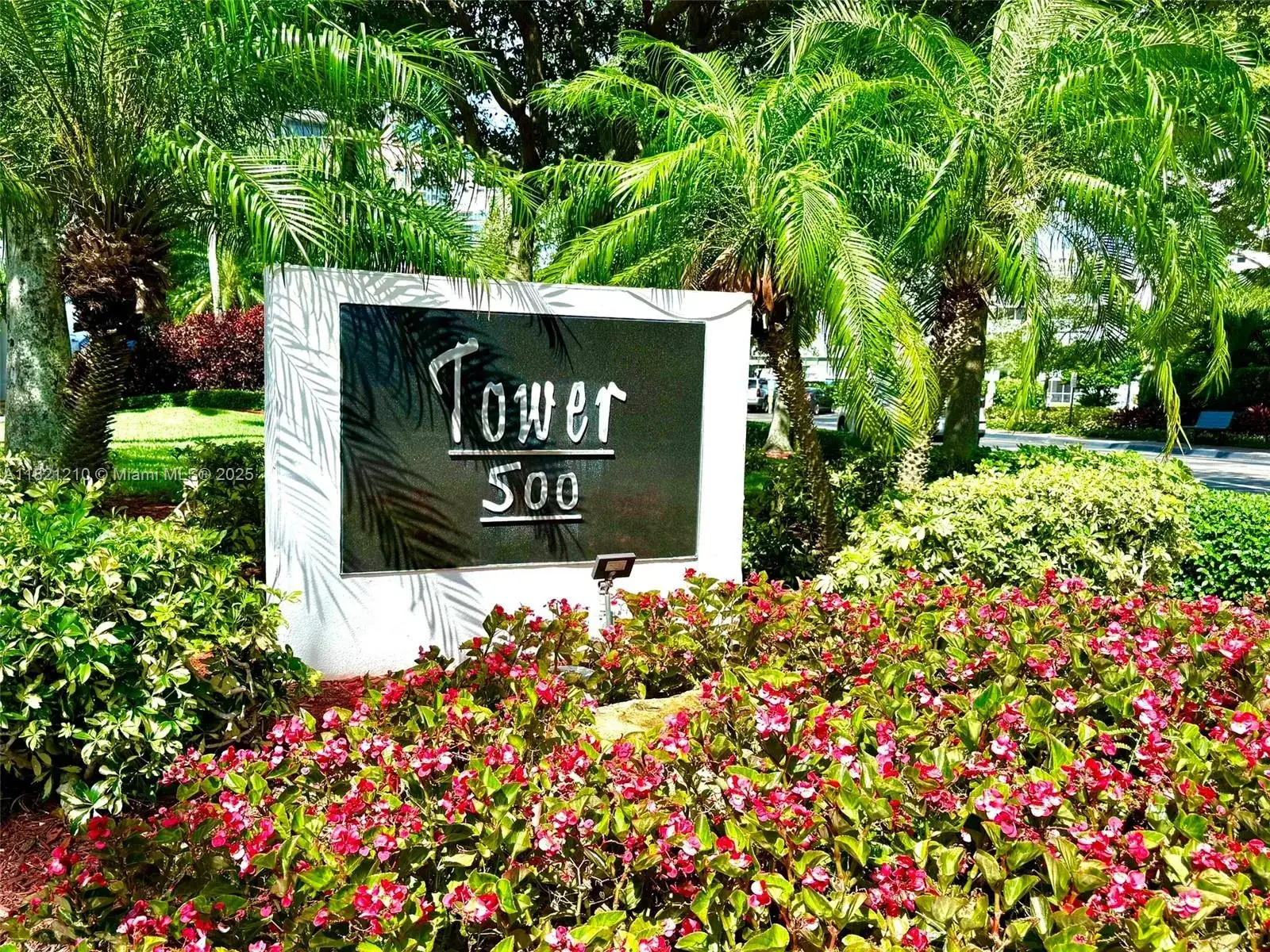 3530 Mystic Pointe Dr # 2108, Aventura FL 33180 photo 2