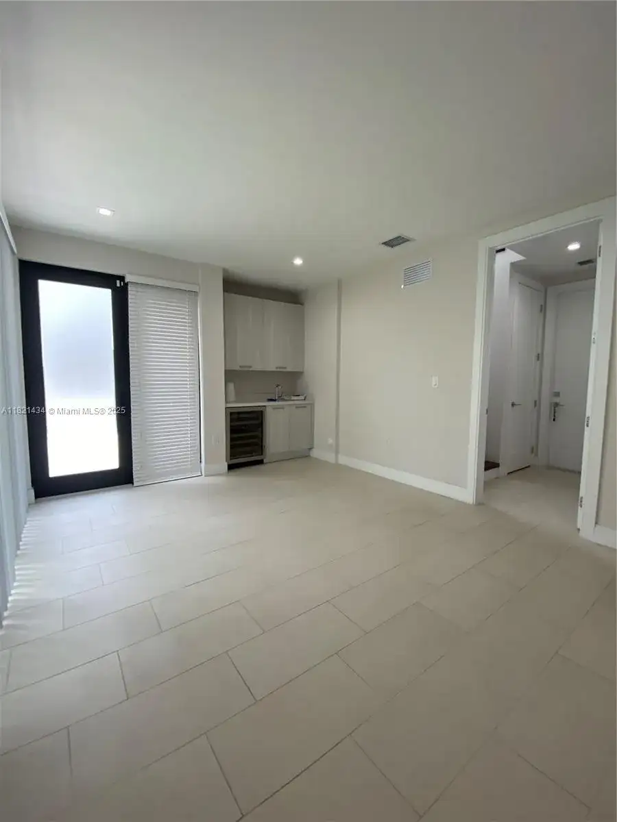 8251 NW 47th Ter # 0, Doral FL 33166 photo 5