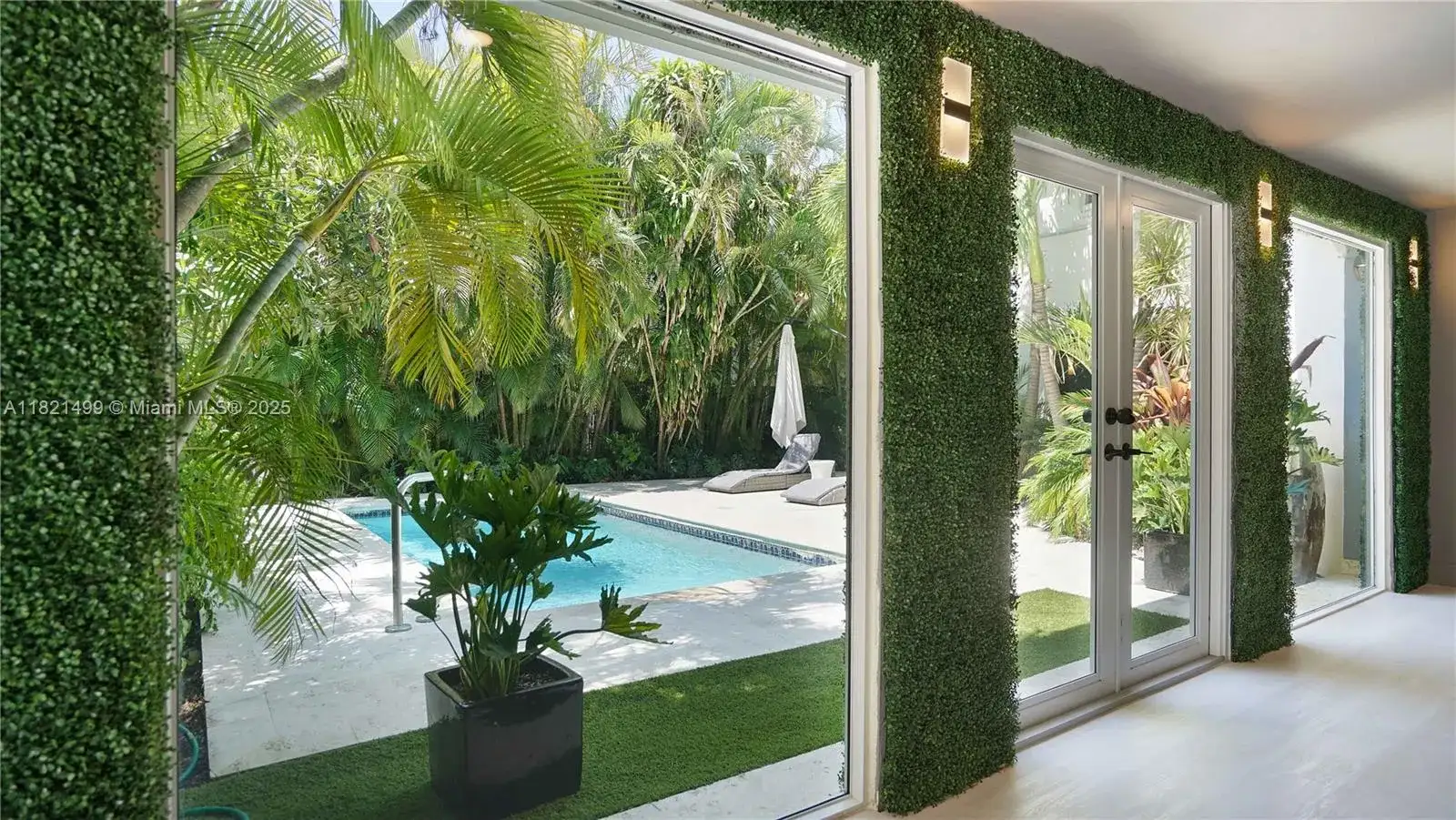 5650 Pine Tree Dr, Miami Beach FL 33140 photo 3