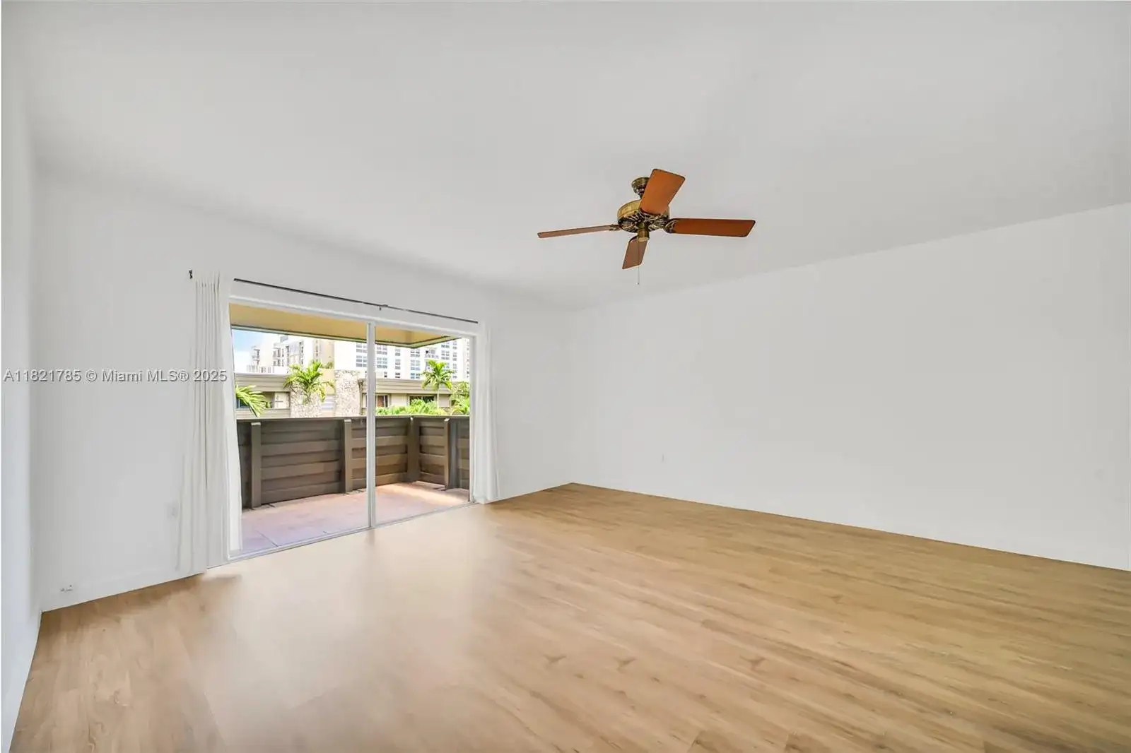 8335 SW 72nd Ave # 315D, Miami FL 33143 photo 2