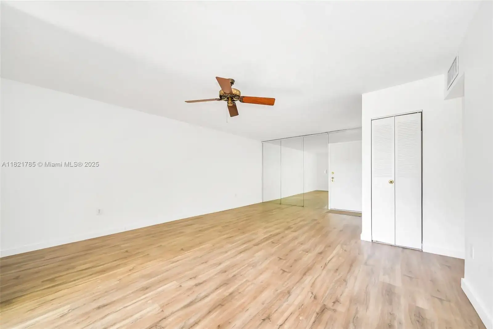 8335 SW 72nd Ave # 315D, Miami FL 33143 photo 4