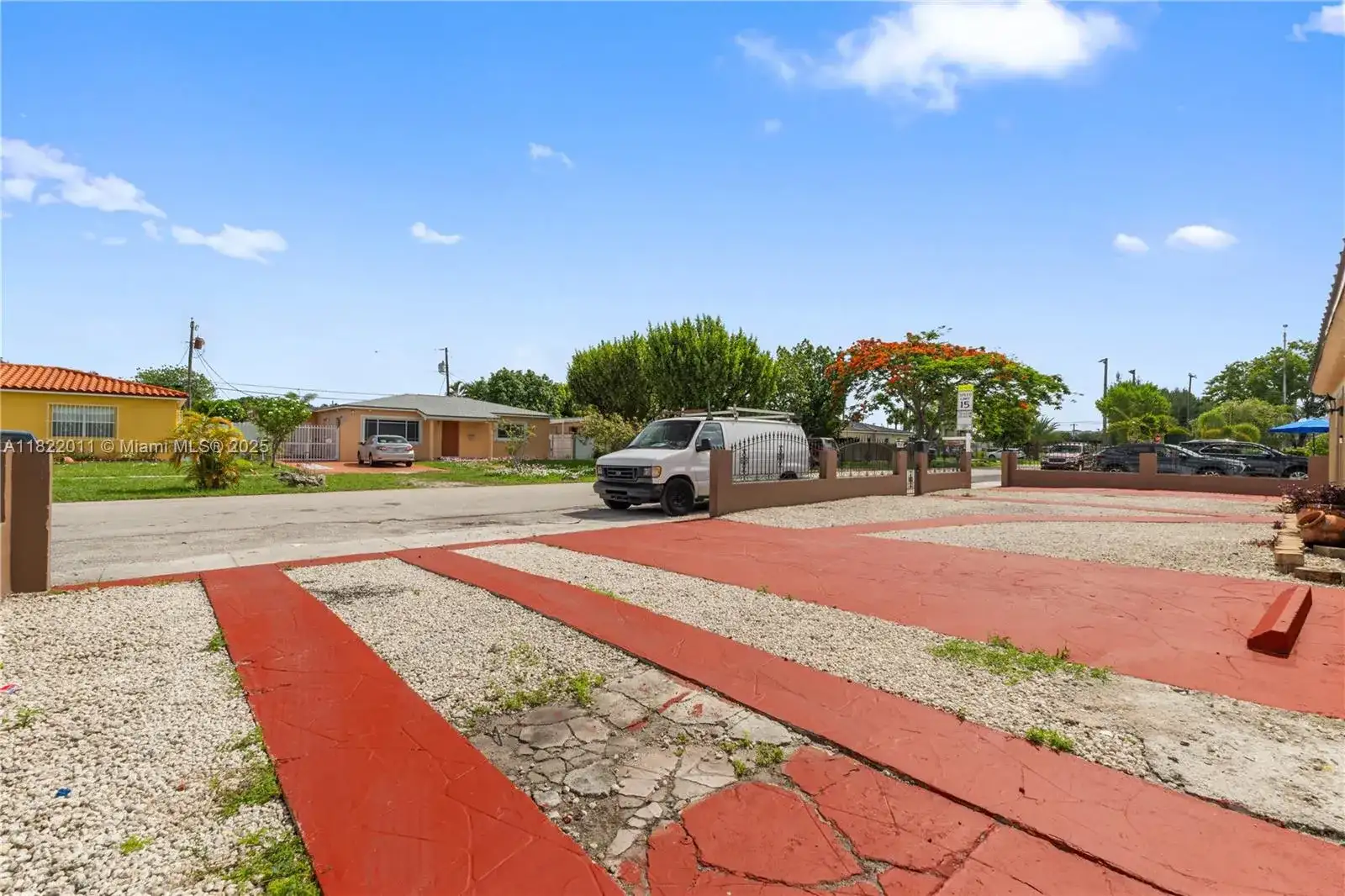 230 W 47th St, Hialeah FL 33012 photo 5