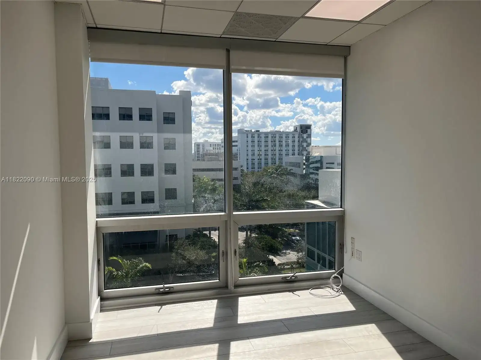 20900 NE 30th Ave # 412, Aventura FL 33180 photo 4