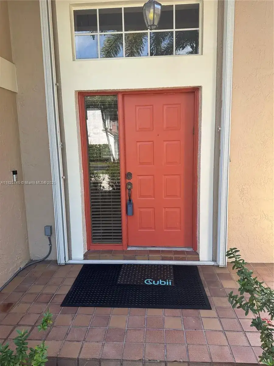 1110 NW 108th Ave, Plantation FL 33322 photo 5