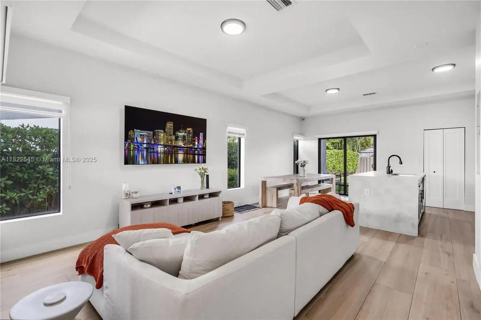 8755 SW 34th St # 2, Miami FL 33165 photo 3