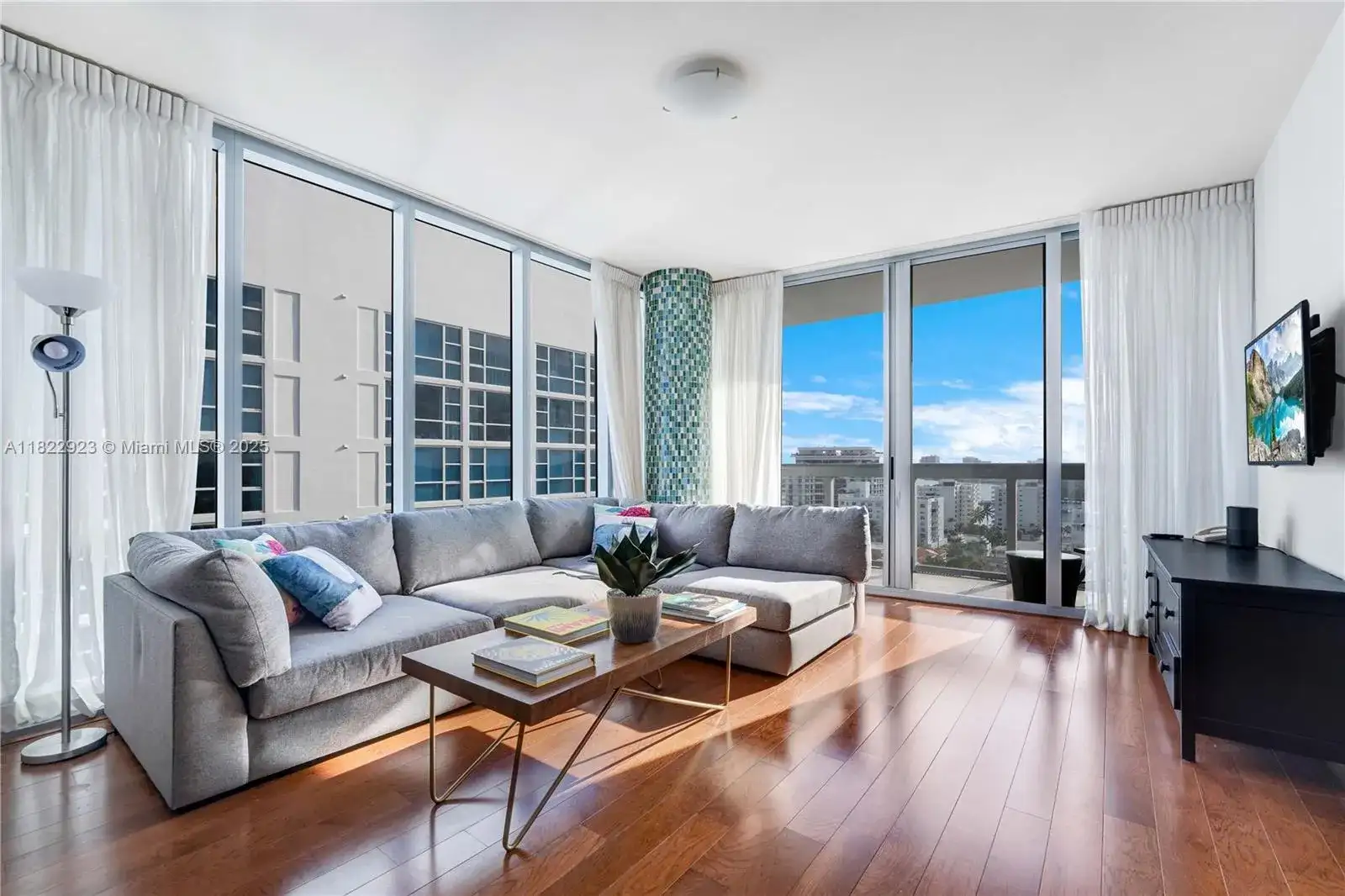 6899 Collins Ave # 1409, Miami Beach FL 33141 photo 4