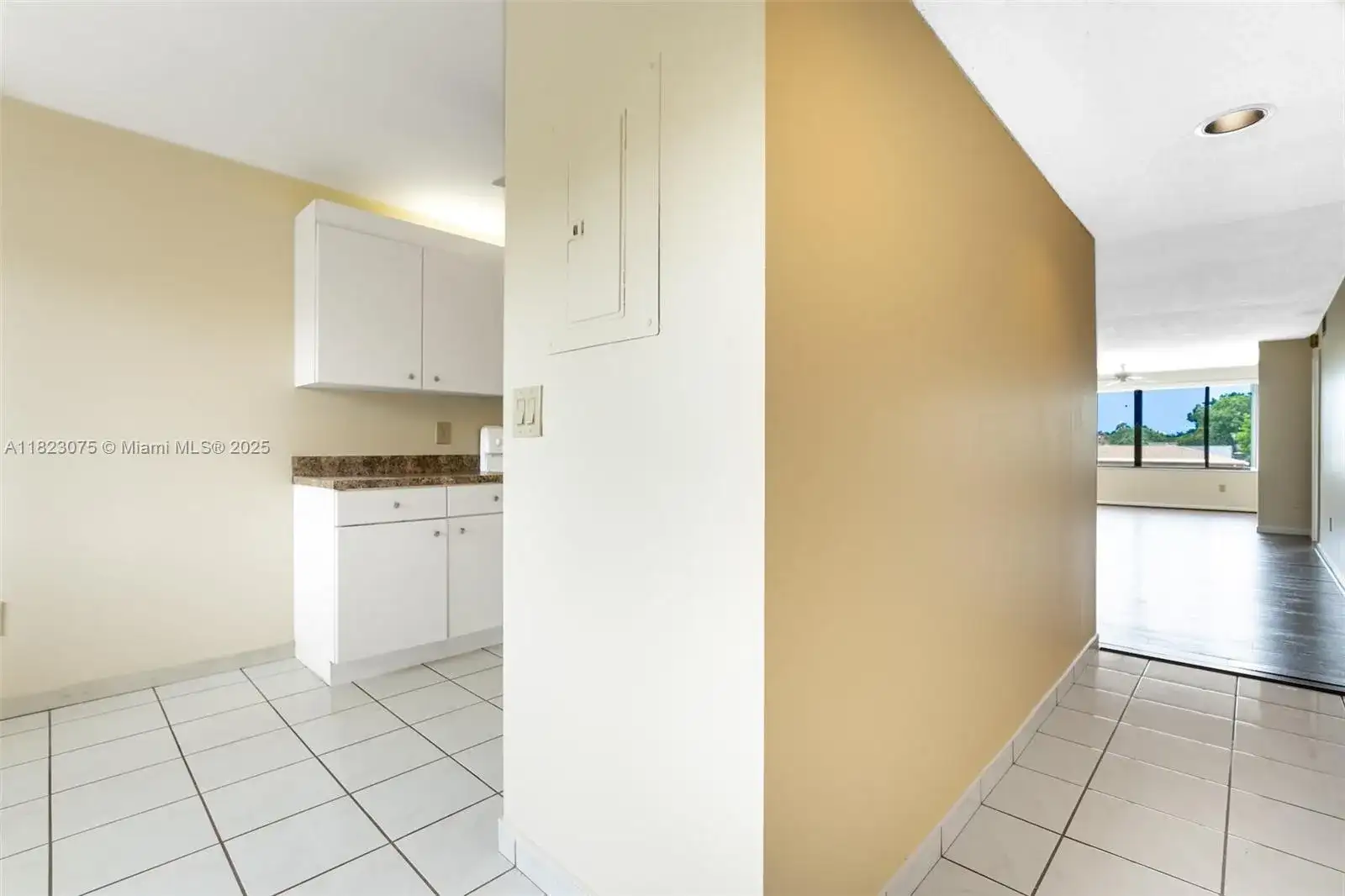 9455 N Belfort Cir # 211, Tamarac FL 33321 photo 3