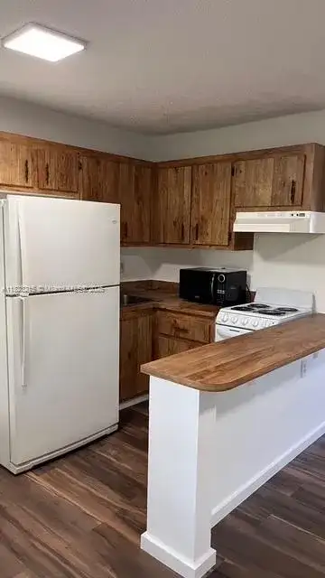 5168 NE 6th Ave # 404, Oakland Park FL 33334 photo 2