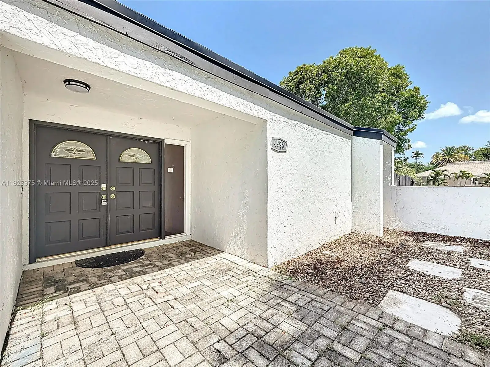 4996 SW 95th Ave, Cooper City FL 33328 photo 4