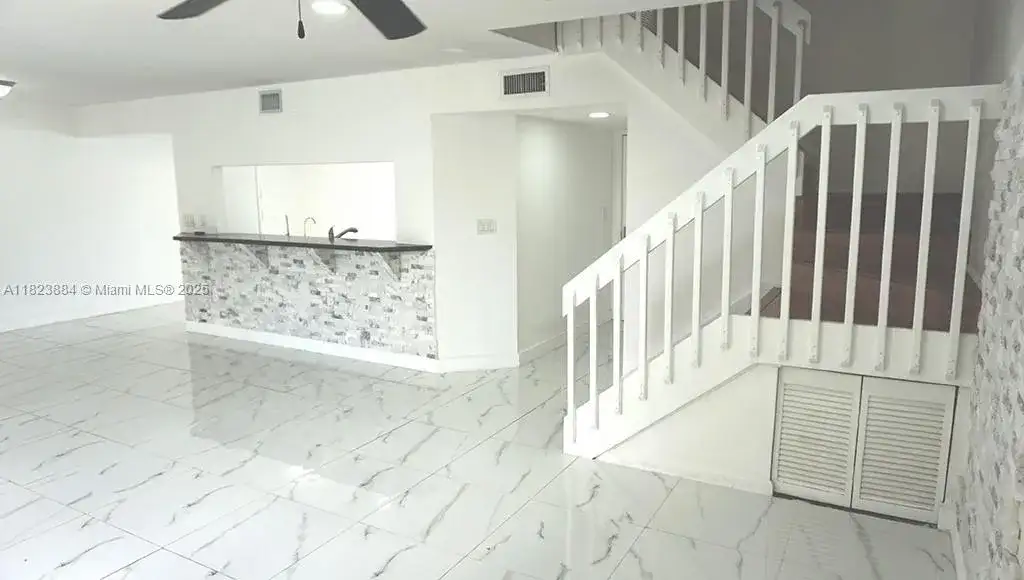 1705 San Remo Cir, Homestead FL 33035 photo 5