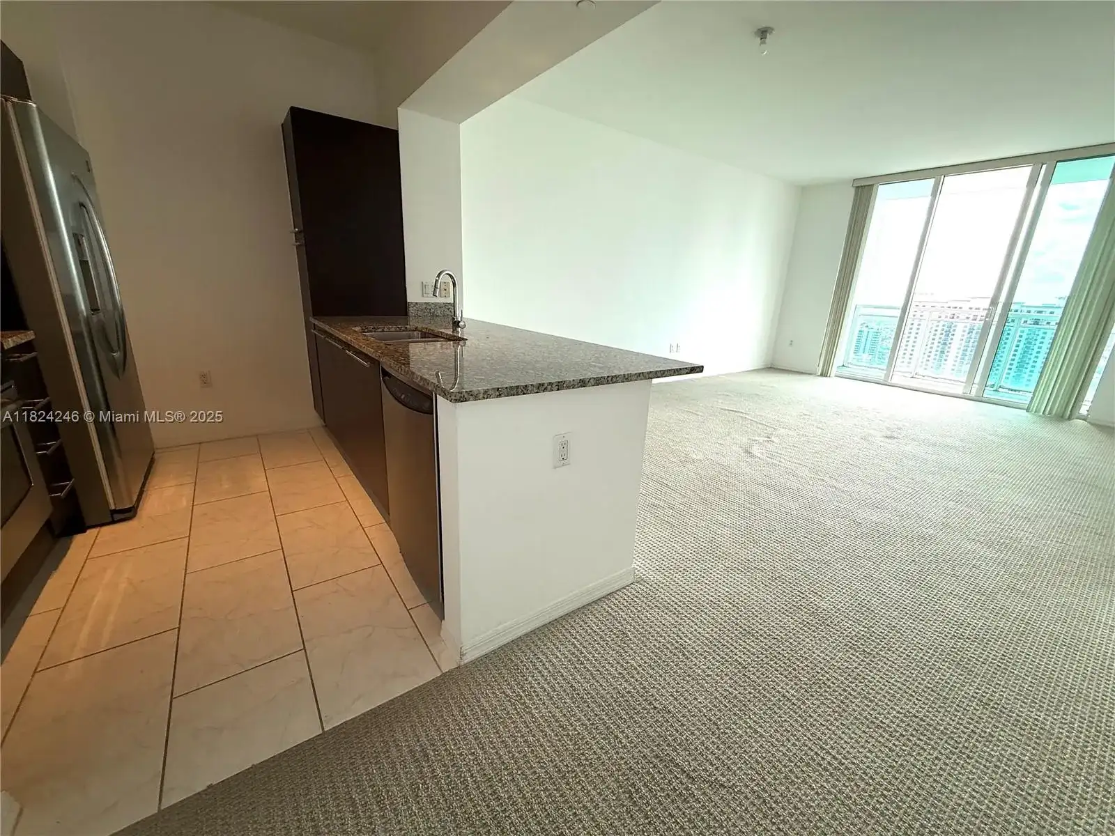 951 Brickell Ave # 3703, Miami FL 33131 photo 3