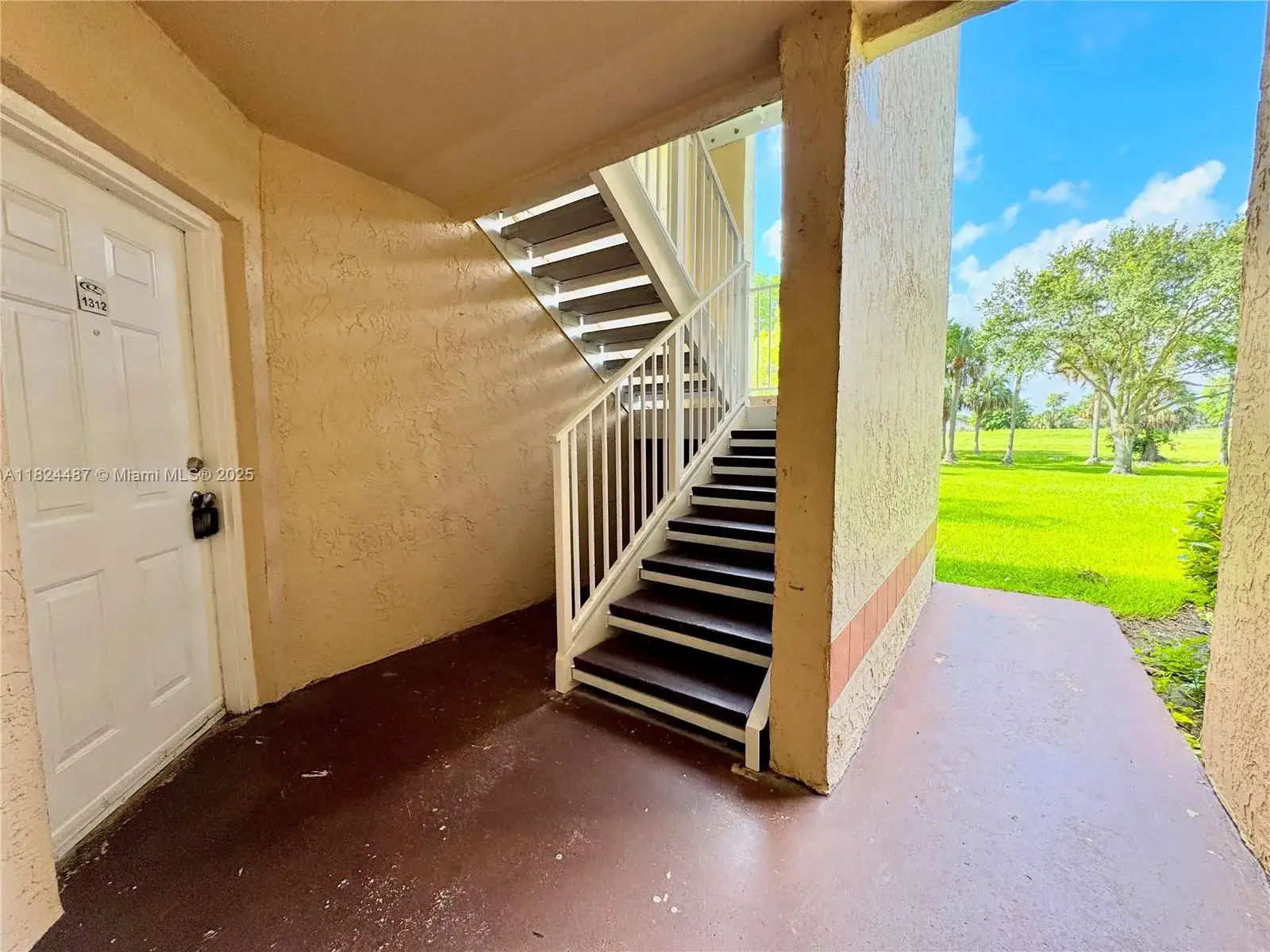 3360 N Pinewalk Dr N # 1312, Margate FL 33063 photo 2