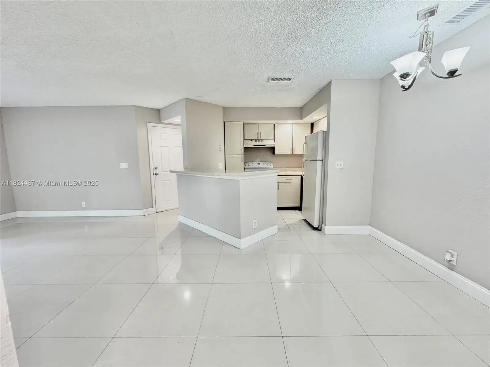 3360 N Pinewalk Dr N # 1312, Margate FL 33063 photo 3