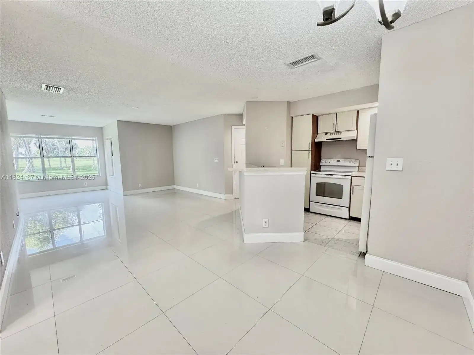 3360 N Pinewalk Dr N # 1312, Margate FL 33063 photo 5