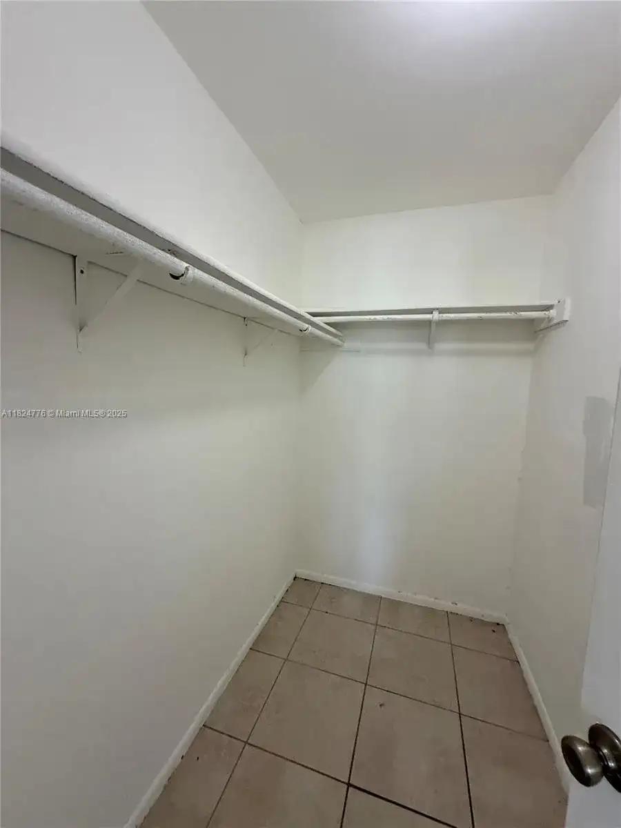 3963 NW 87th Ave # 0, Sunrise FL 33351 photo 2