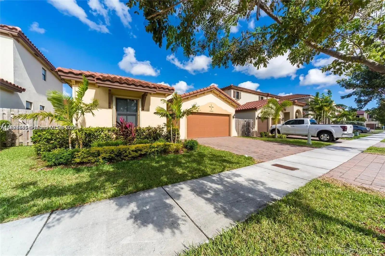 15421 SW 176th Ln # 15421, Miami FL 33187 photo 2