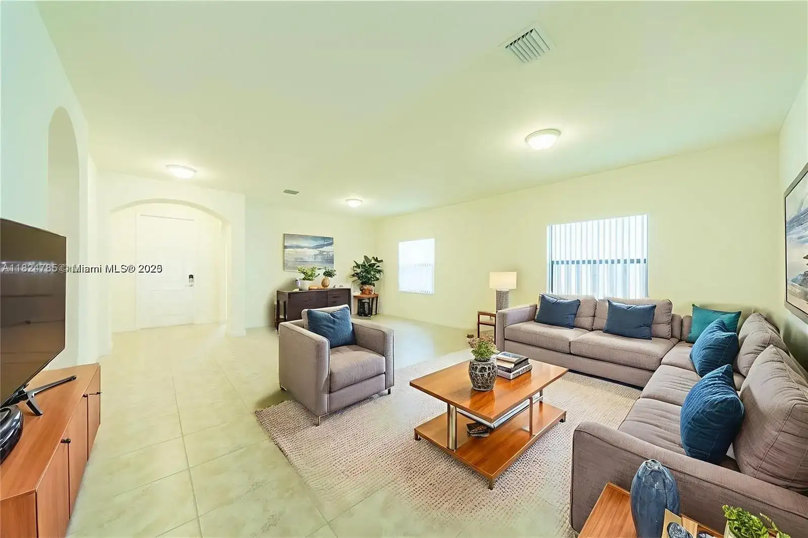 15421 SW 176th Ln # 15421, Miami FL 33187 photo 4