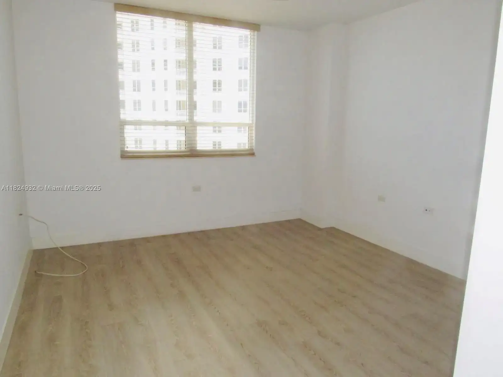 801 Brickell Key Blvd # 807, Miami FL 33131 photo 5