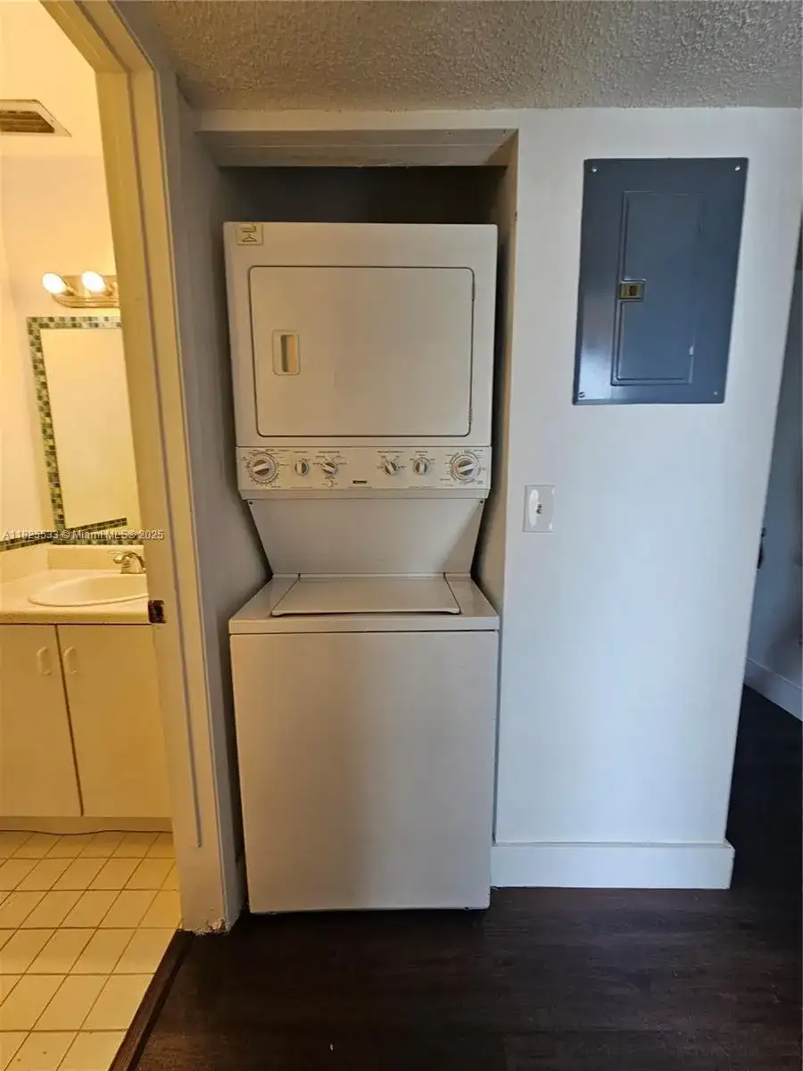 1002 Adams Ave # 1002E, Homestead FL 33034 photo 5