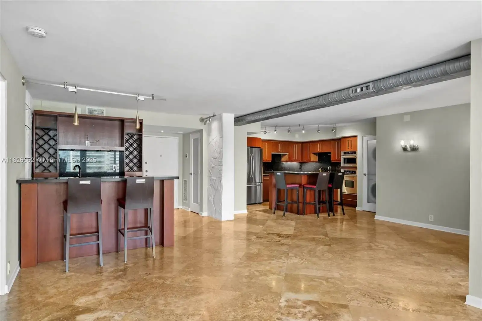 1901 Brickell Ave # B1713, Miami FL 33129 photo 3