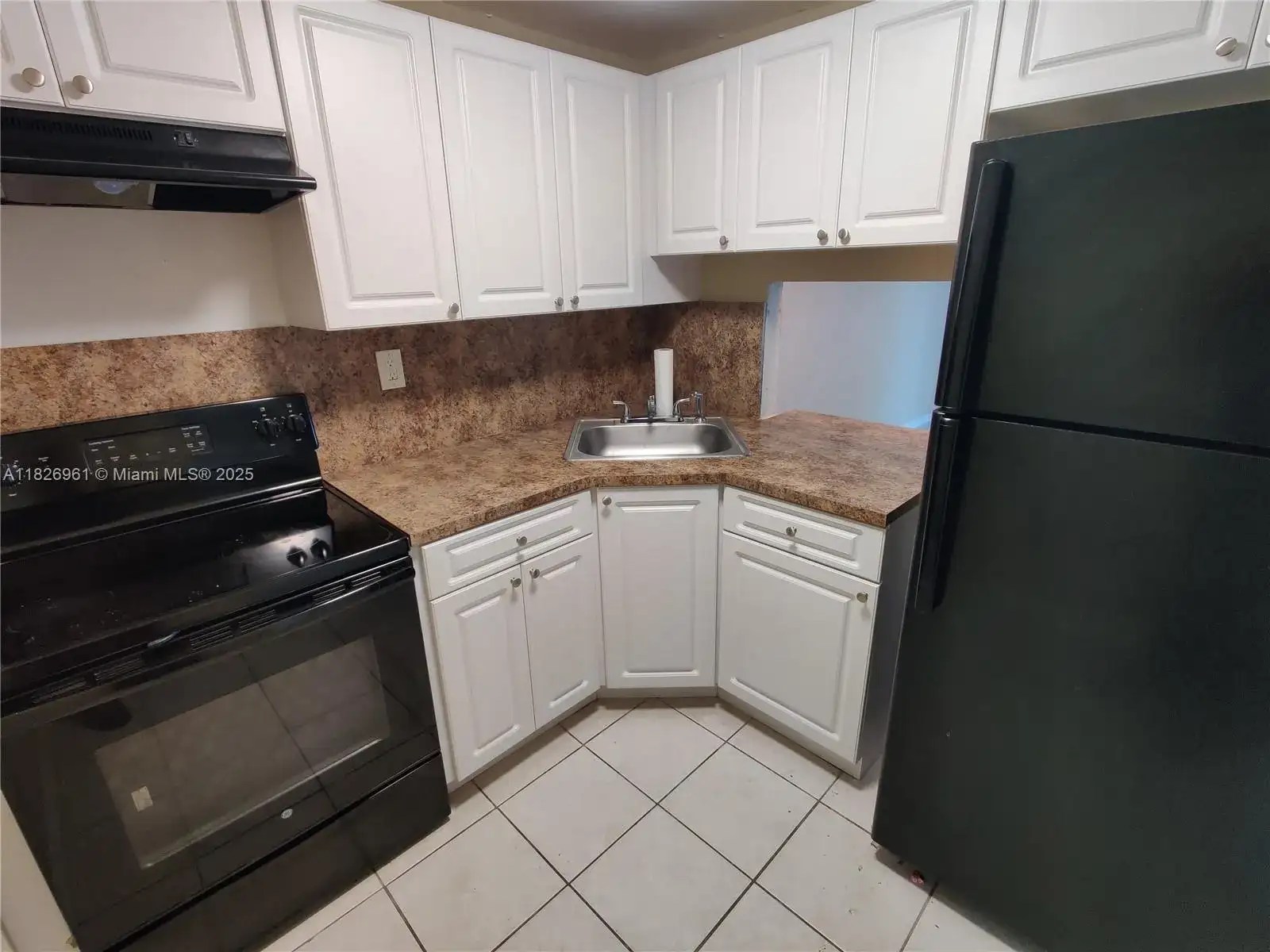 4550 NW 9th St # 310E, Miami FL 33126 photo 3