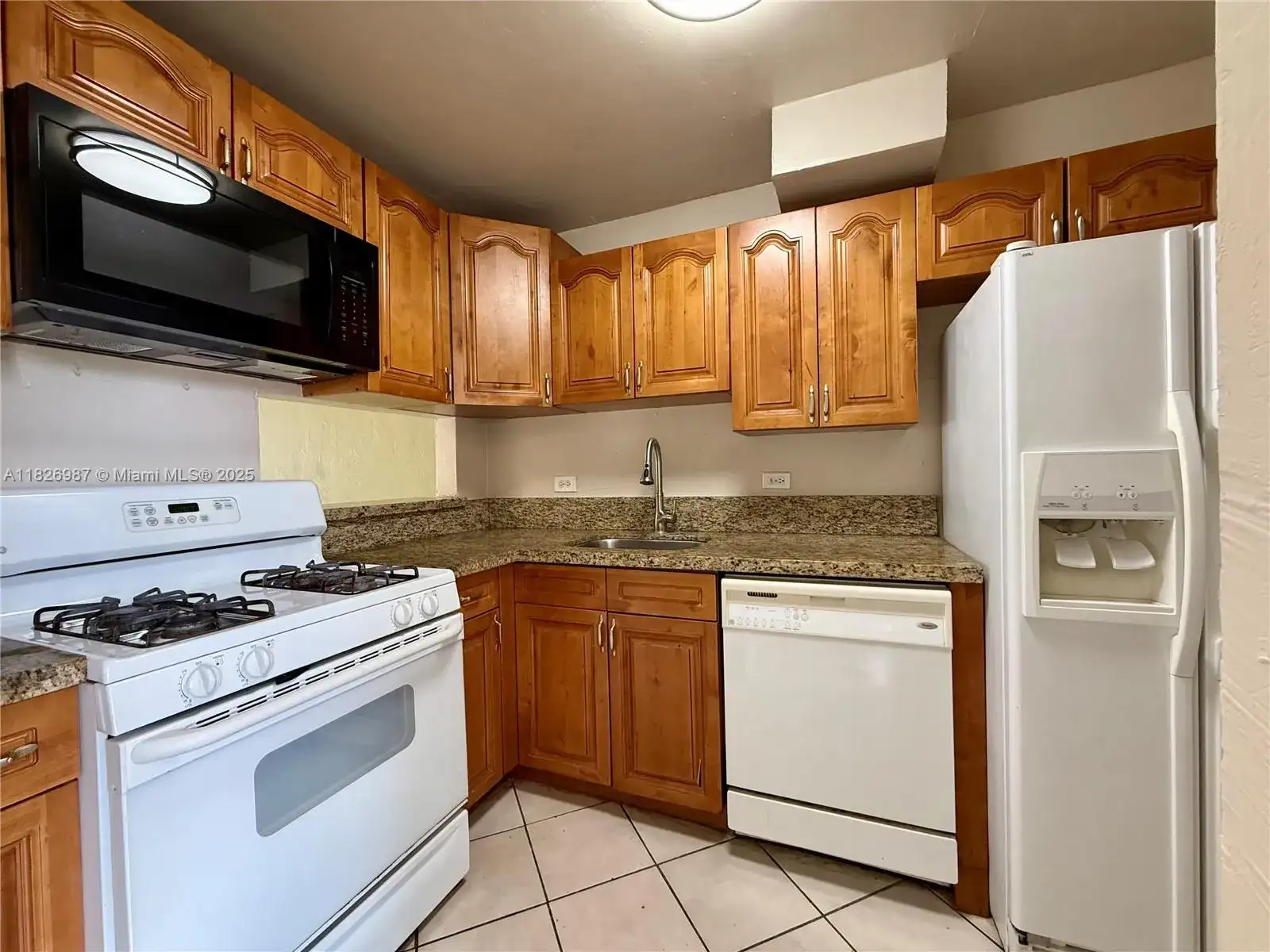 6900 N Kendall Dr # A403, Pinecrest FL 33156 photo 2